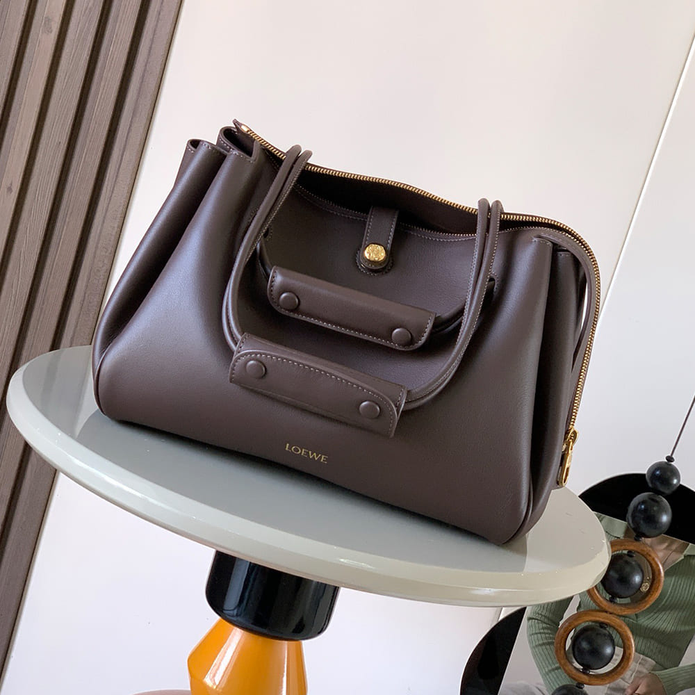 Loewe Medium Madrid bagin supple calfskin(HIGH-END GRADE)