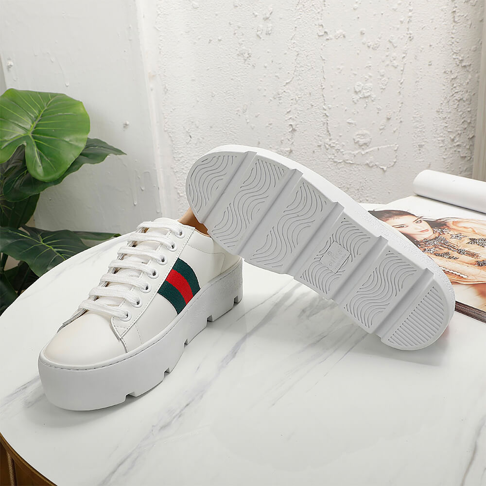 Women s Ace embroidered platform sneaker