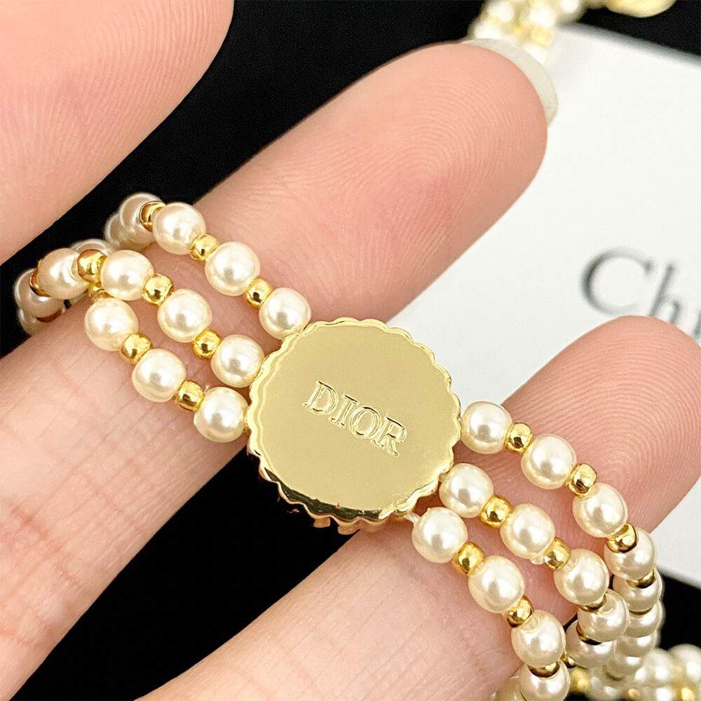 DIOR PEARL NECKLACE